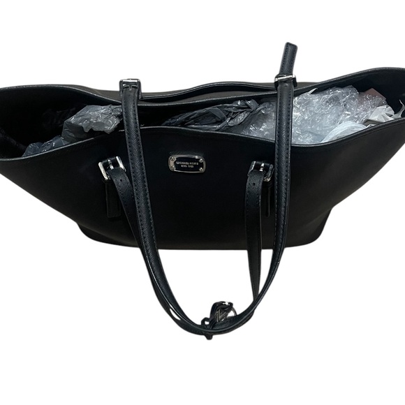 Michael Kors Large Tote Bag- Preowned - Picture 3 of 9